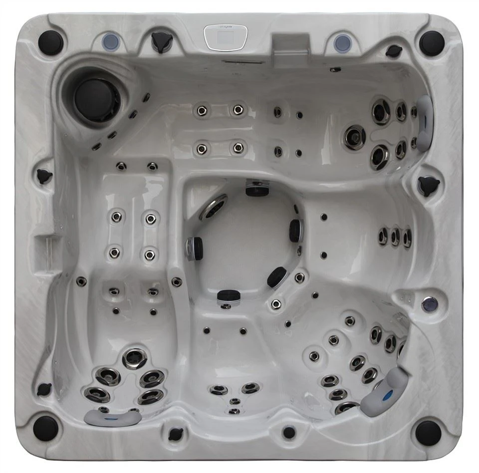 Bathtub dengan aliran air